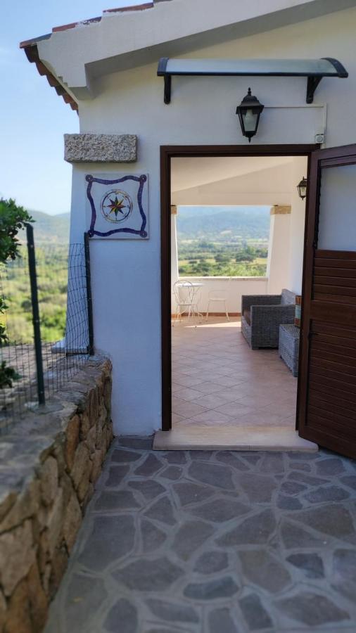 Casa L'Ulivariu Affittacamere San Teodoro  Exterior foto