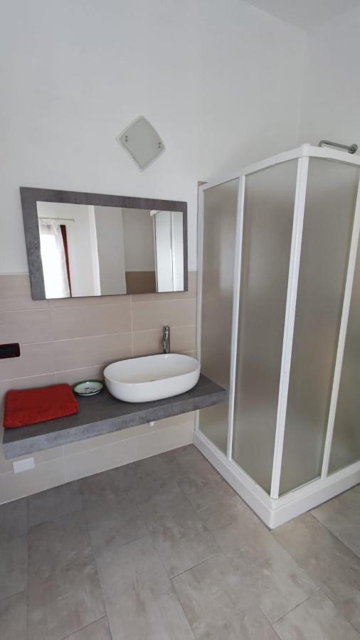 Casa L'Ulivariu Affittacamere San Teodoro  Exterior foto