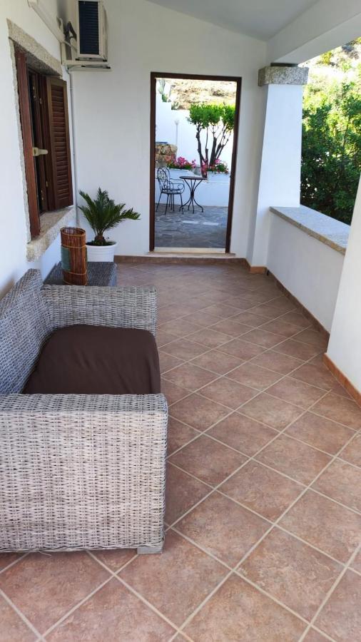 Casa L'Ulivariu Affittacamere San Teodoro  Exterior foto