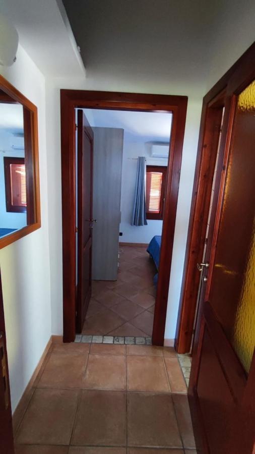 Casa L'Ulivariu Affittacamere San Teodoro  Exterior foto